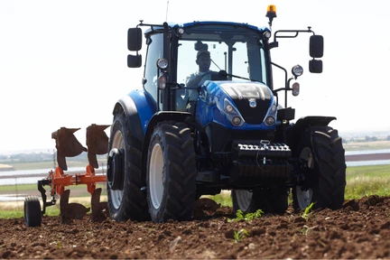 New Holland T5 Dual Command Faz 5