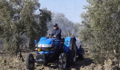 alparslan-traktor-new-holland-tt-classic-ttb-classic
