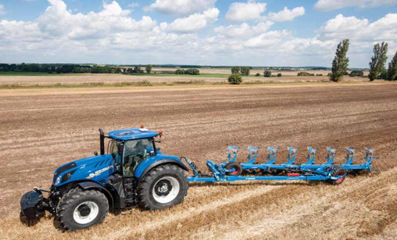 alparslan-traktor-new-holland-t7